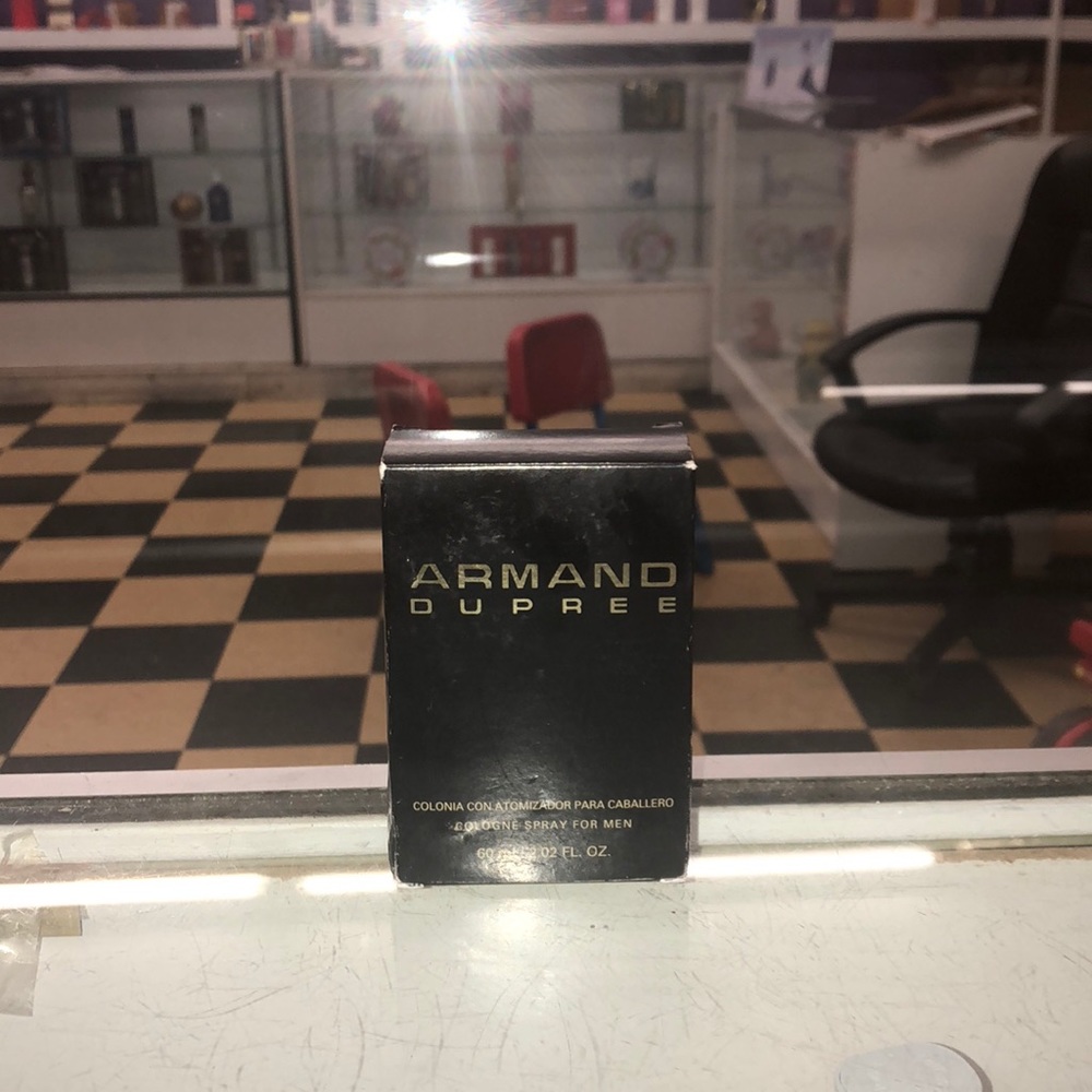 Cologne spray for men